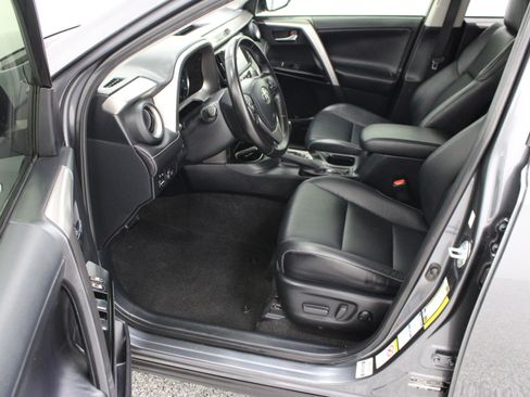 Used 2017 Toyota RAV4 Limited w/ Advanced Technology Package AWD/4WD image 14