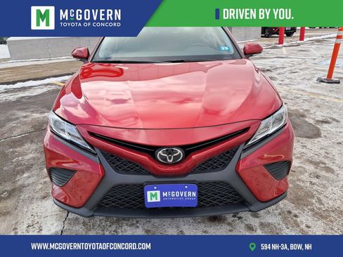 Used 2019 Toyota Camry SE image 6