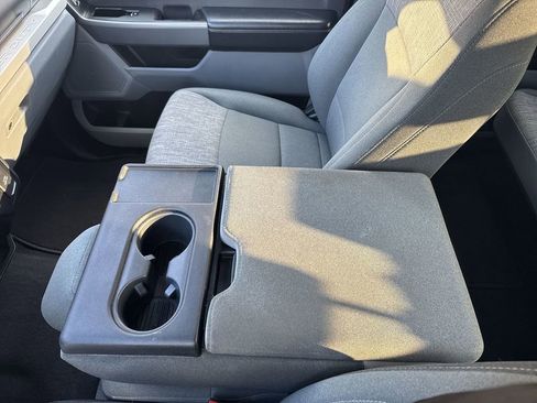 Used 2024 Ford F250 XLT w/ Snow Plow Prep Package image 20