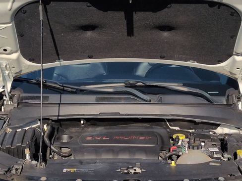 Used 2018 Jeep Compass Latitude w/ Popular Equipment Group image 15