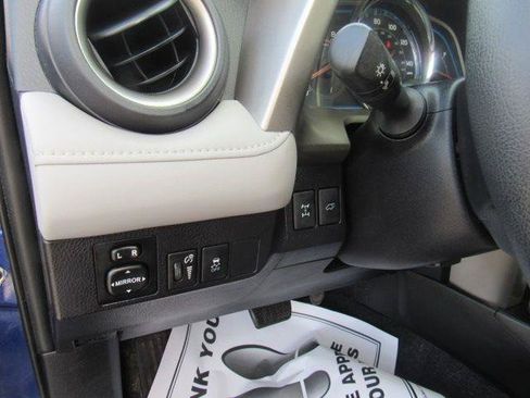 Used 2014 Toyota RAV4 Limited AWD/4WD image 23