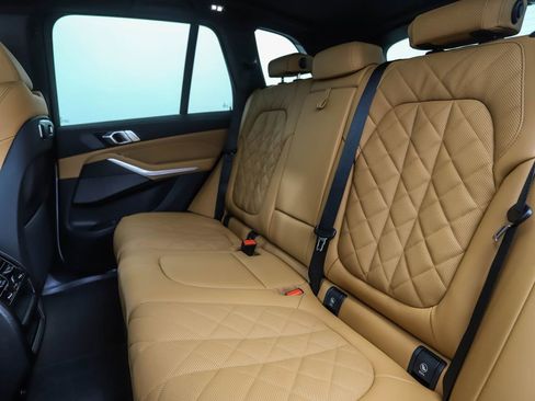 Used 2026 BMW X5 xDrive40i w/ M Sport Package image 22