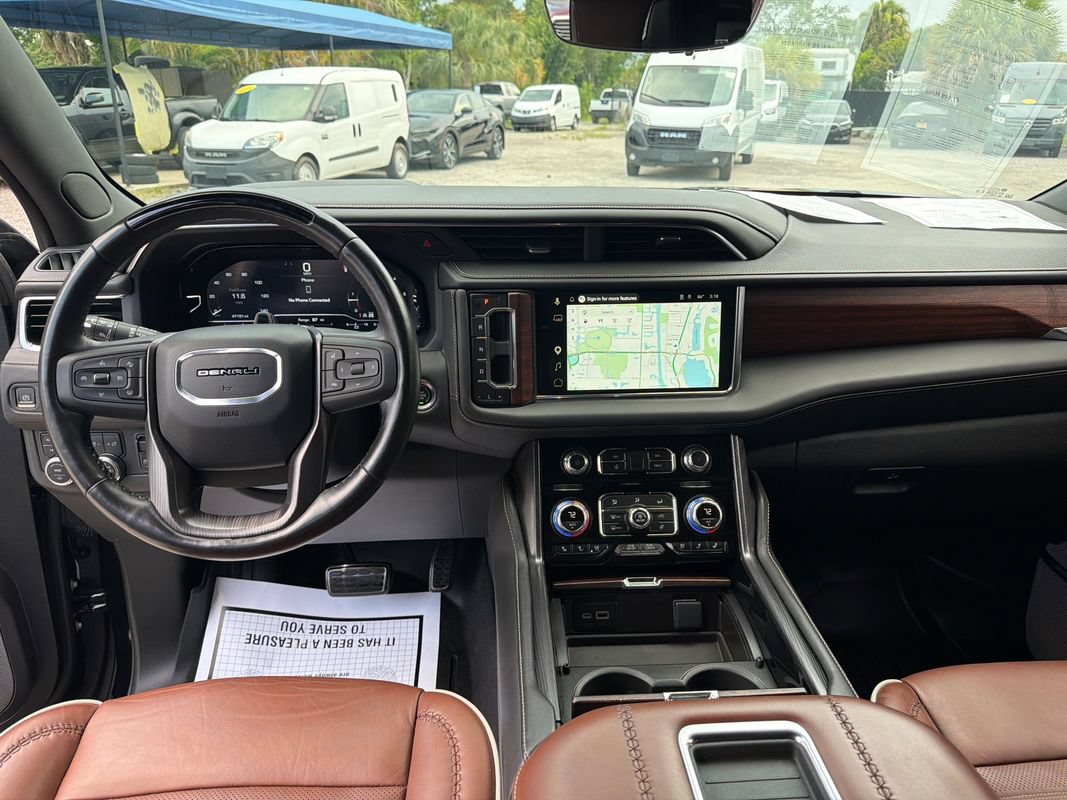 Used 2024 GMC Yukon Denali Ultimate AWD/4WD image 18