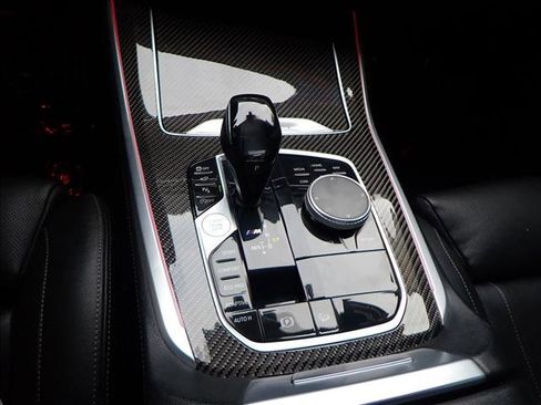 Used 2021 BMW X5 M50i image 23