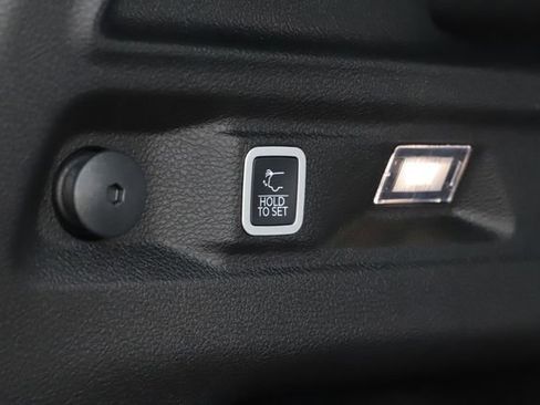 New 2026 Jeep Grand Cherokee L Laredo AWD/4WD image 8