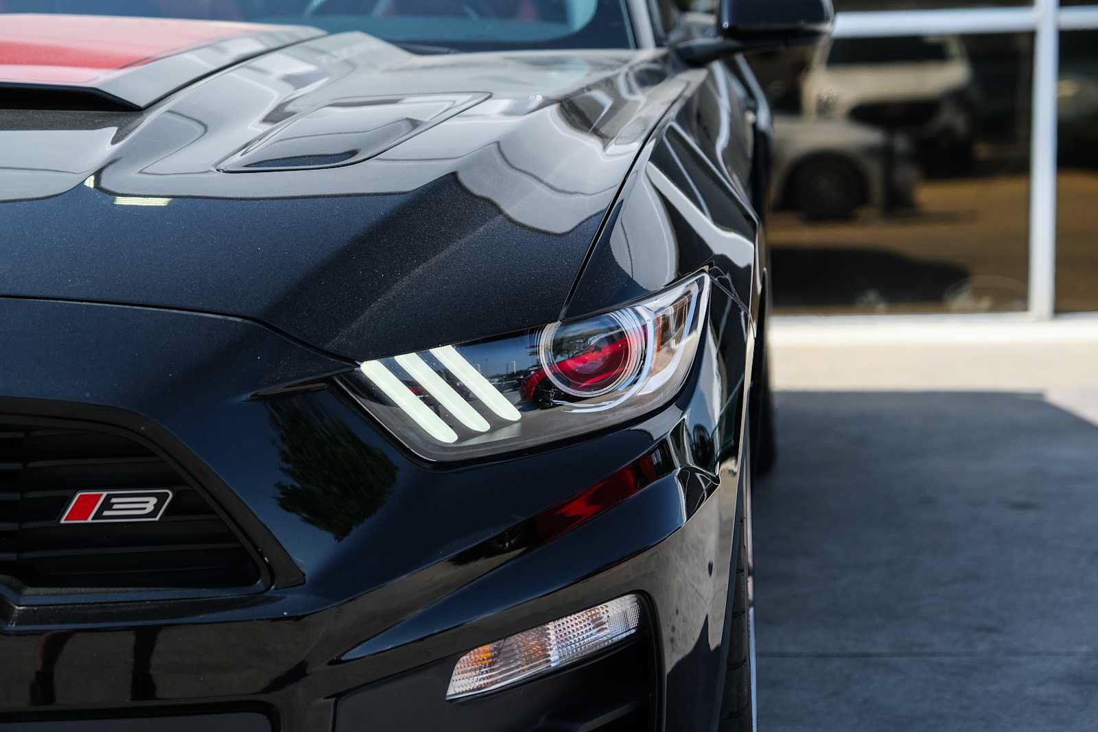 Used 2016 Ford Mustang GT Premium w/ GT Performance Package RWD image 7