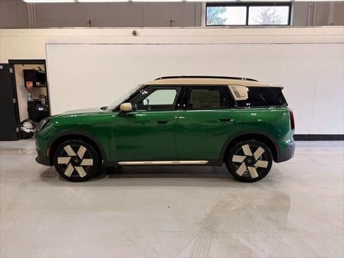 New 2025 MINI Cooper Countryman S image 2