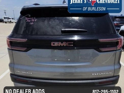Used 2026 GMC Acadia Elevation w/ Elevation Premium Package FWD image 5