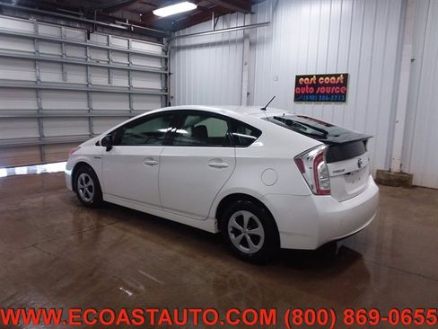 Used 2012 Toyota Prius Two image 6