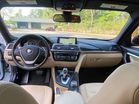 Used 2018 BMW 330i xDrive Sedan AWD/4WD image 39