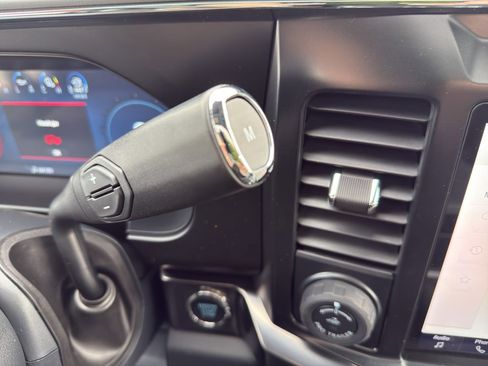 New 2026 Ford F350 Lariat w/ Black Appearance Package image 29