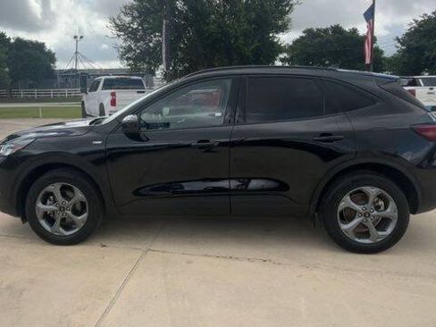 Used 2025 Ford Escape ST-Line Select AWD/4WD image 5
