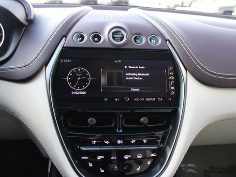 Used 2023 Aston Martin DBX image 14