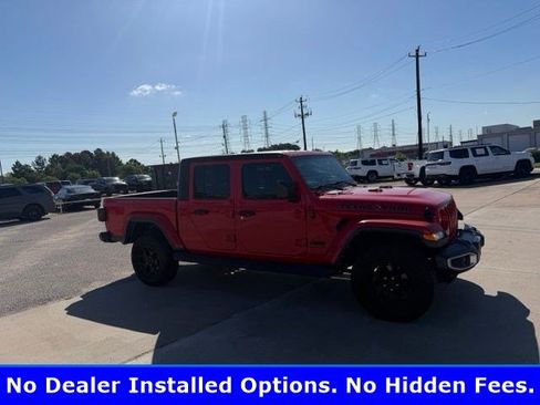 Used 2022 Jeep Gladiator Sport AWD/4WD image 2