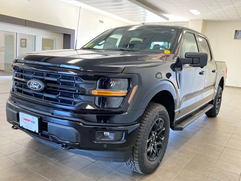 New 2026 Ford F150 XLT w/ Equipment Group 302A MID AWD/4WD image 11