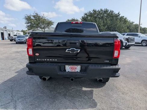Used 2018 Chevrolet Silverado 1500 LTZ Z71 w/ LTZ Plus Package AWD/4WD image 5