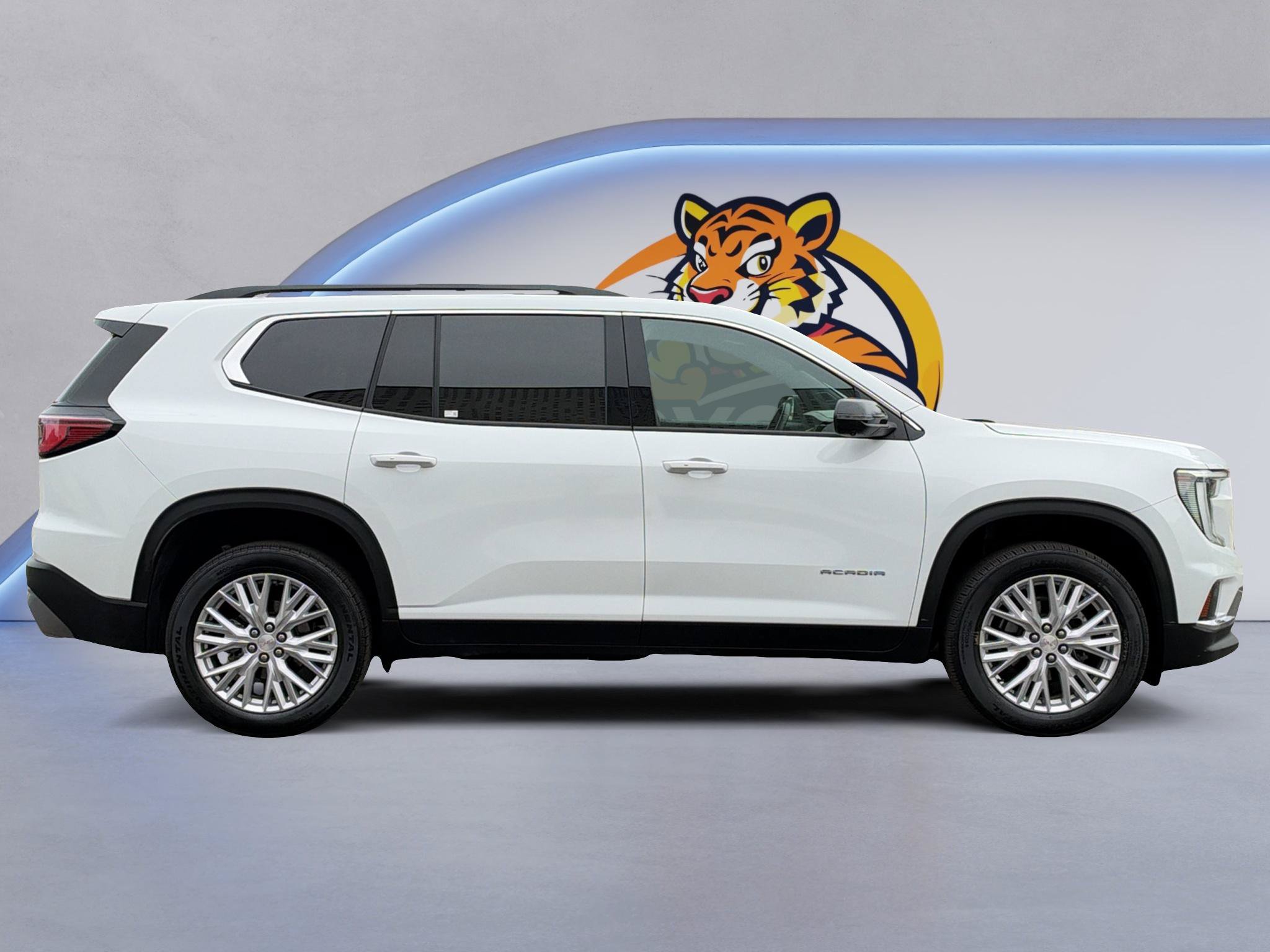 Used 2026 GMC Acadia Elevation w/ Elevation Premium Package FWD image 4