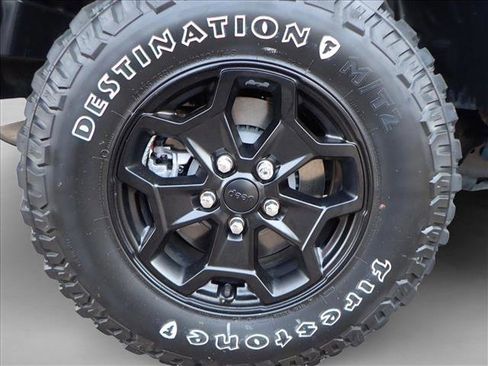 Used 2023 Jeep Wrangler Unlimited w/ Cold Weather Group image 6