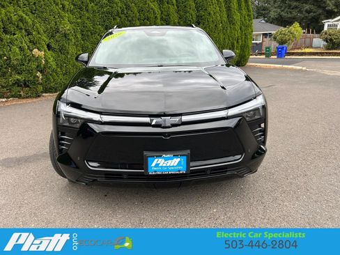 Used 2026 Chevrolet Blazer EV RS w/ Super Cruise Package AWD/4WD image 14