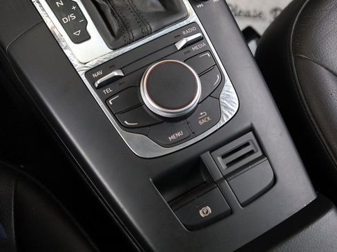 Used 2015 Audi A3 1.8T Premium image 35