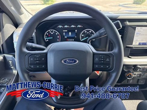 New 2026 Ford F250 XLT w/ FX4 Off-Road Package AWD/4WD image 18