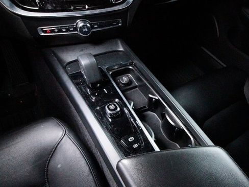 Certified 2023 Volvo S60 B5 Plus w/ Climate Package image 10