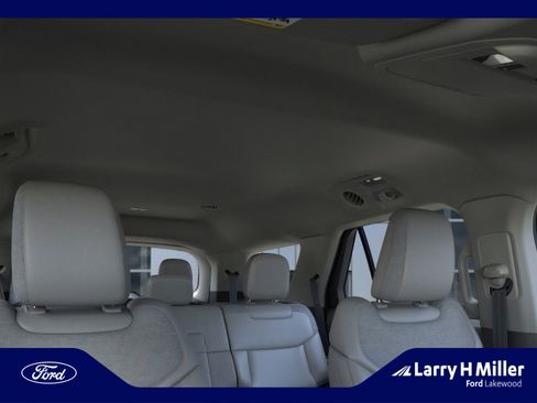 New 2026 Ford Explorer Active w/ Active Comfort Package image 22