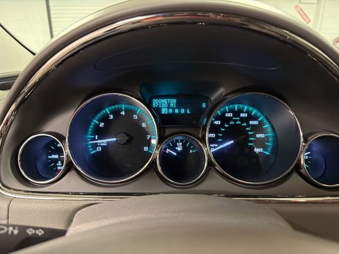 Used 2017 Buick Enclave Convenience w/ Trailering Package FWD image 20