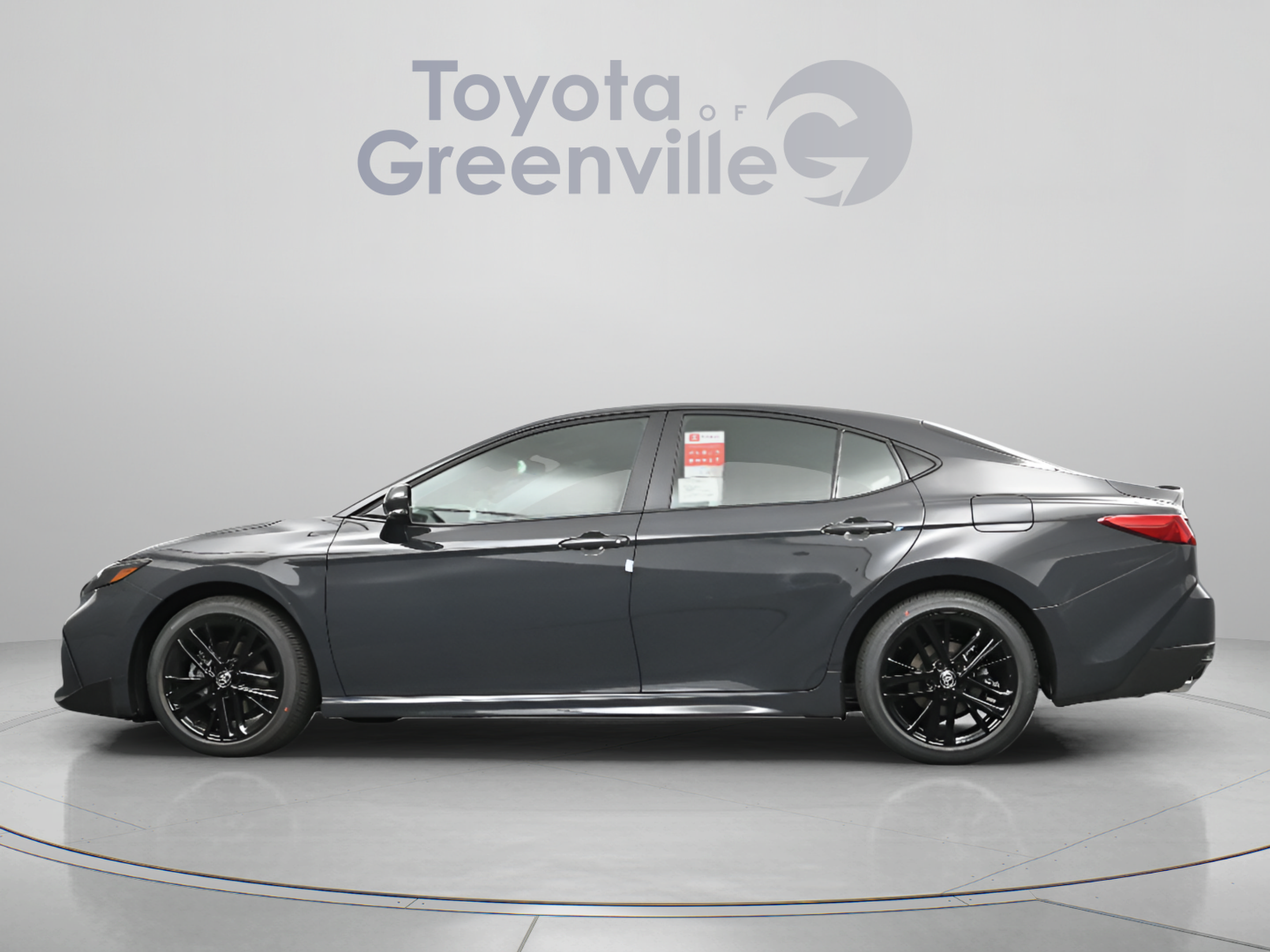 Used 2026 Toyota Camry SE w/ Convenience Package FWD image 5