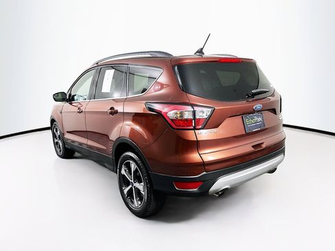 Used 2018 Ford Escape SEL image 5