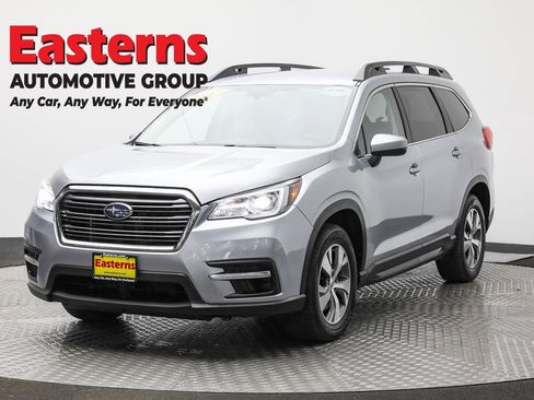 Used 2022 Subaru Ascent Premium w/ Convenience Package image 1