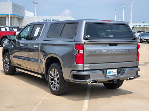 Used 2021 Chevrolet Silverado 1500 High Country w/ Technology Package RWD image 7