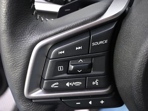 Certified 2025 Subaru Outback Limited image 34