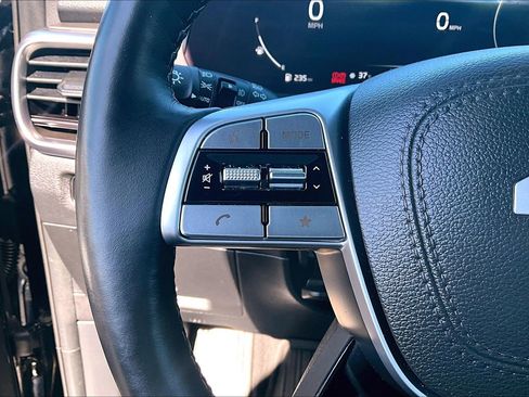 Used 2025 Kia Telluride SX X-Line AWD/4WD image 16