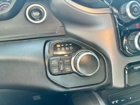 Used 2019 RAM 1500 Big Horn AWD/4WD image 26