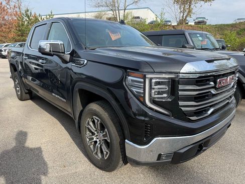 Used 2025 GMC Sierra 1500 SLT AWD/4WD image 1
