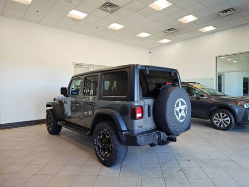 Used 2020 Jeep Wrangler Unlimited Sport AWD/4WD image 5