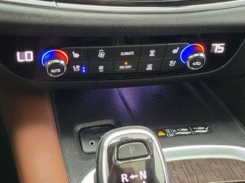 Certified 2021 Buick Enclave Avenir w/ Avenir Technology Package image 17