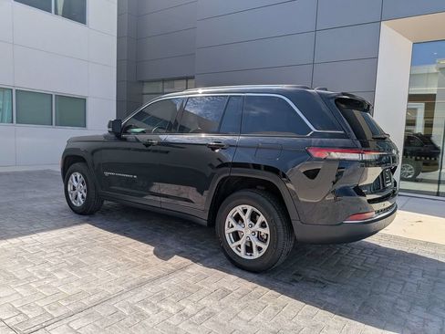 Used 2023 Jeep Grand Cherokee Limited RWD image 6
