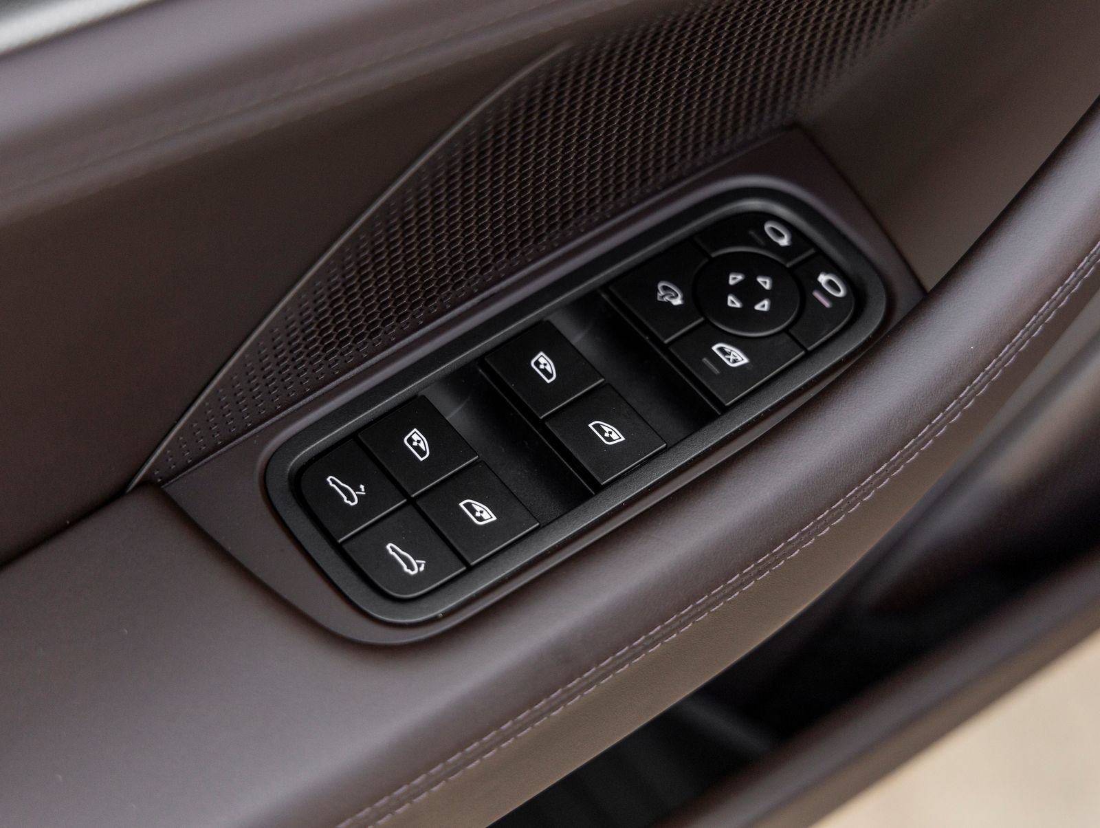 New 2026 Porsche Panamera 4 AWD/4WD image 22
