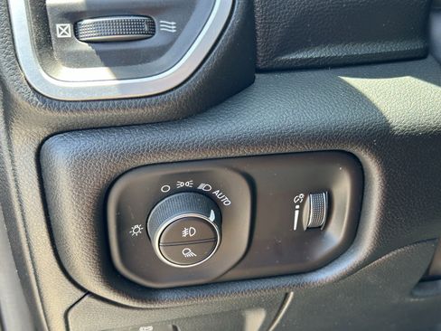 Used 2023 RAM 1500 Big Horn RWD image 14