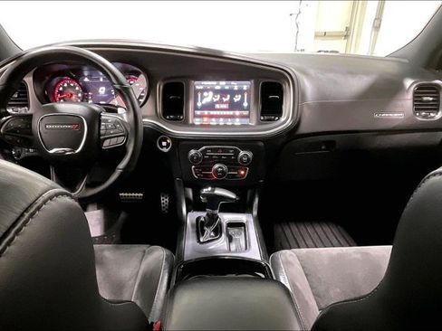 Used 2022 Dodge Charger R/T w/ Plus Group RWD image 15