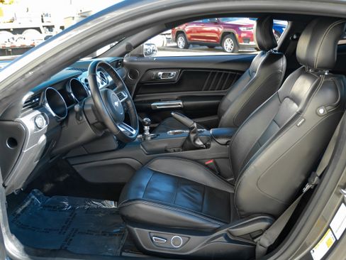 Used 2017 Ford Mustang GT Premium w/ GT Performance Package image 3