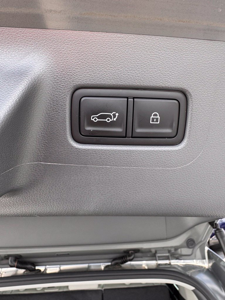Used 2026 Hyundai Santa Fe SEL AWD/4WD image 15