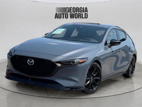 Used 2021 MAZDA MAZDA3 Hatchback w/Premium Plus Pkg AWD/4WD image 4