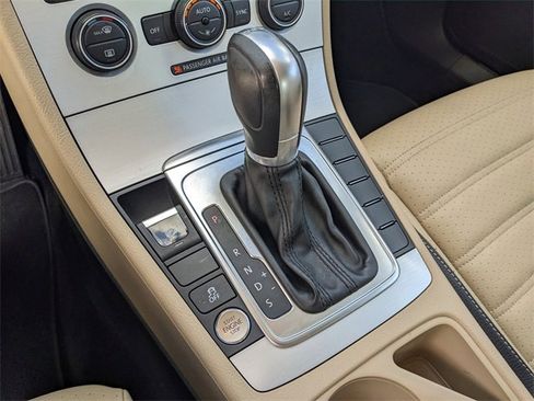 Used 2016 Volkswagen CC Sport image 22