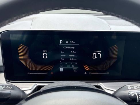 New 2025 Kia Sorento S image 29