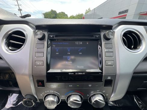 Used 2018 Toyota Tundra SR5 w/ TRD Off Road Package AWD/4WD image 18