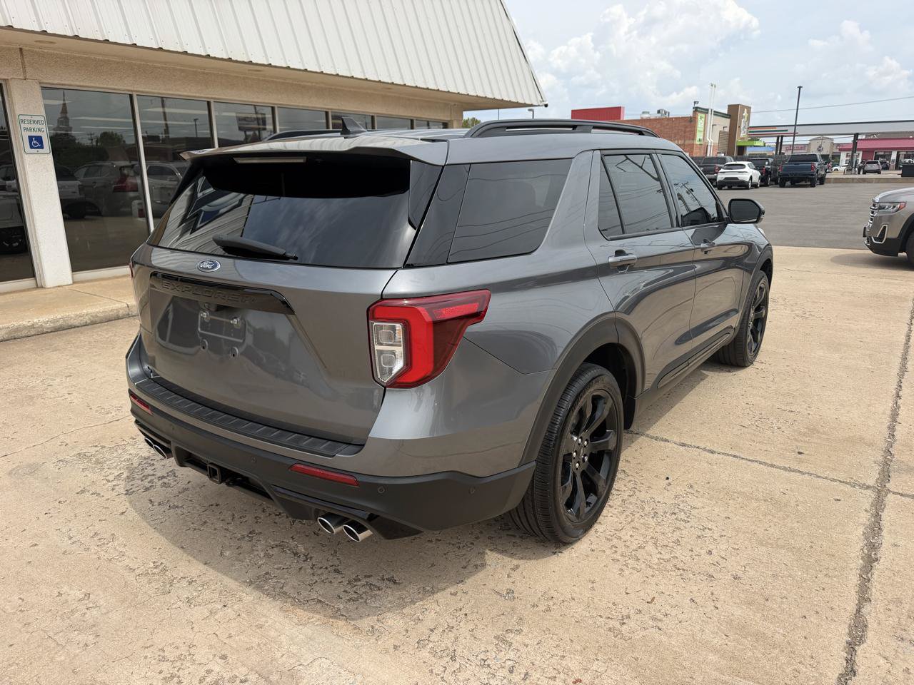 Used 2021 Ford Explorer ST w/ Equipment Group 401A AWD/4WD image 8