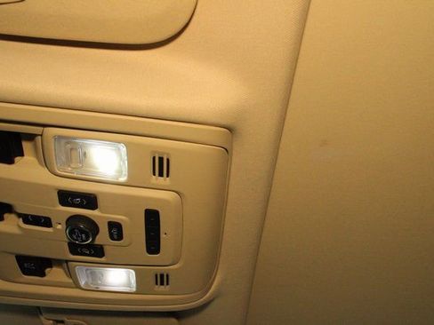 Used 2021 GMC Yukon Denali image 30